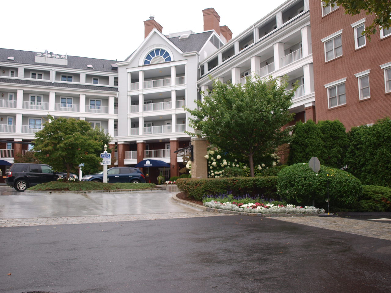 Harbor House Condos Stamford Buy, Sell or Rent